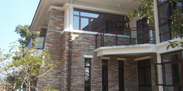 Choisir le parement extérieur pour vos façades en pierres naturelles